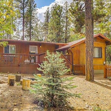 Cozy Lakeside Escape With Deck 4 Mi To Rainbow Lake パイントップ・レイクサイド エクステリア 写真